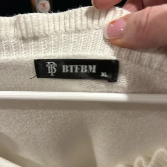 Sweater - Picture 3 of 3